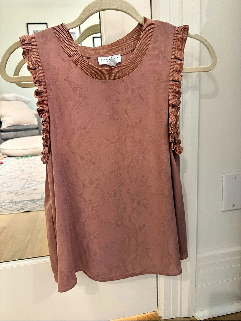 Current Air Ruffled Side Muscle Tee in Pink Size XS Like New